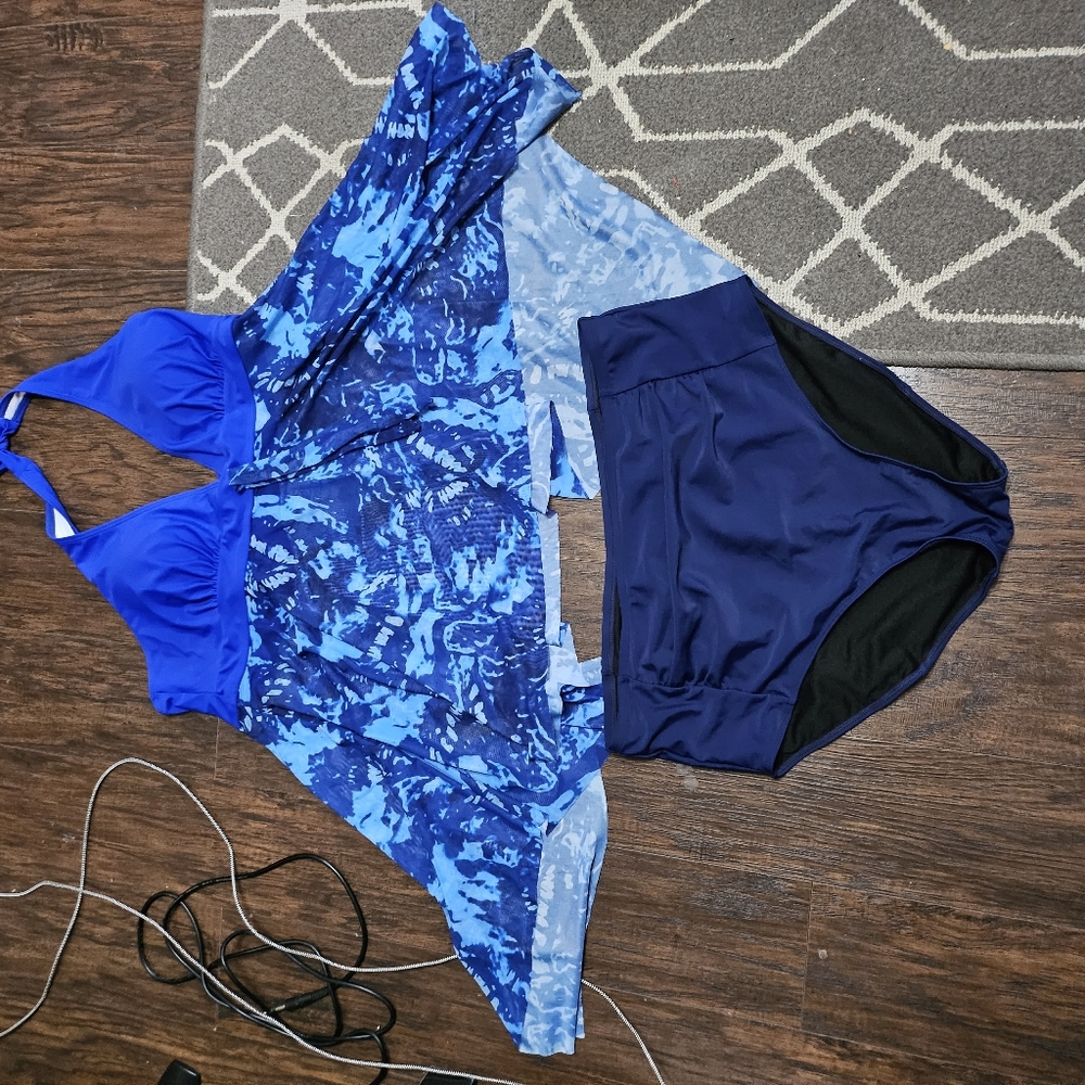 New swimming takini set size  2xl